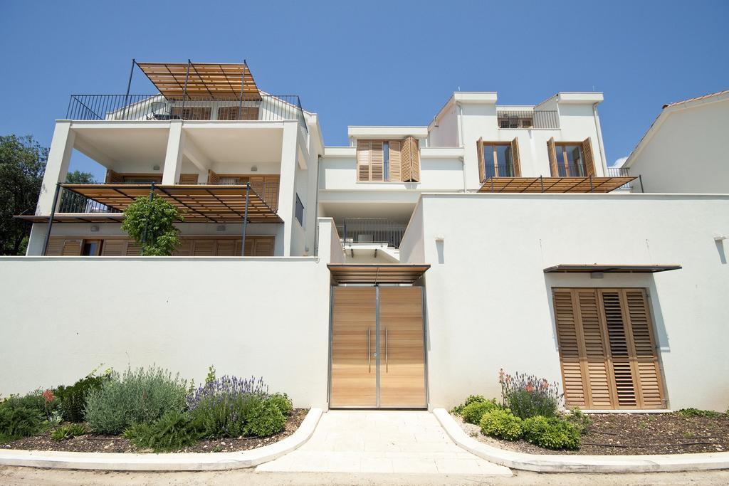 Eol Apartments Вигани Екстериор снимка