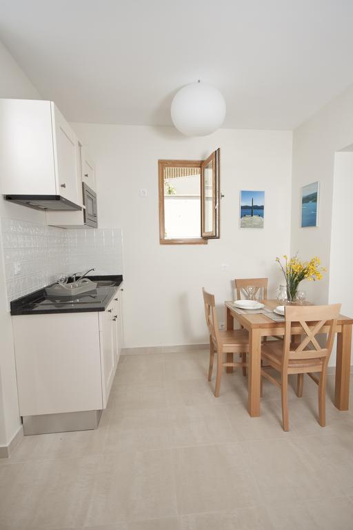 Eol Apartments Вигани Екстериор снимка