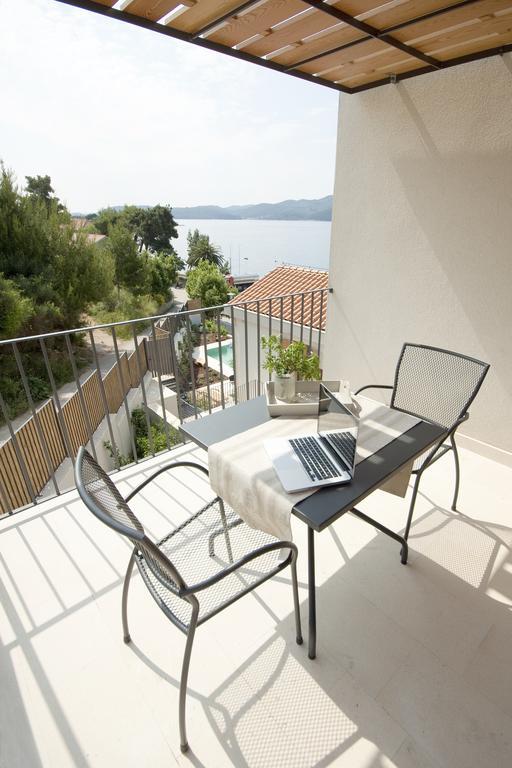 Eol Apartments Вигани Екстериор снимка