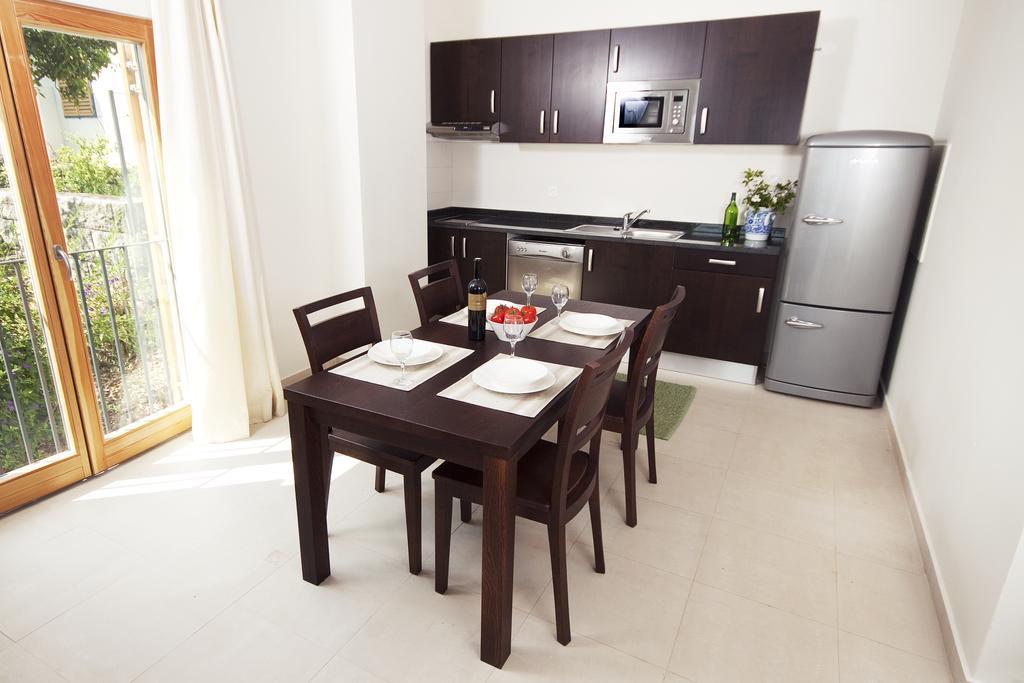 Eol Apartments Вигани Екстериор снимка